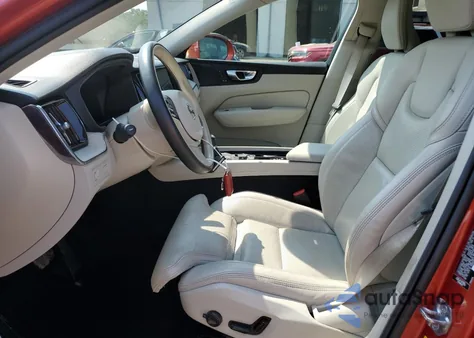 2021 Volvo Xc60 T6 Inscription from USA, damaged, VIN YV4A22RL2M1876556